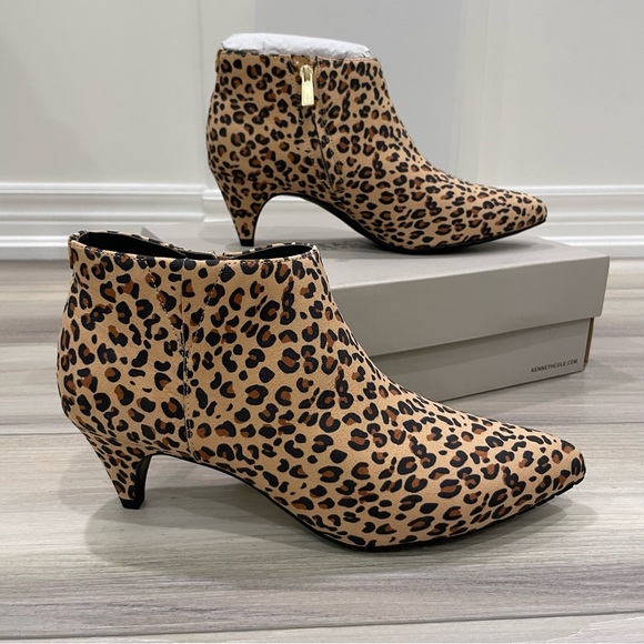 Kenneth Cole Reaction Shoes - NWT KENNETH COLE REACTION Kick Shootie Ankle Boots Size 10 Natural Leopard Print